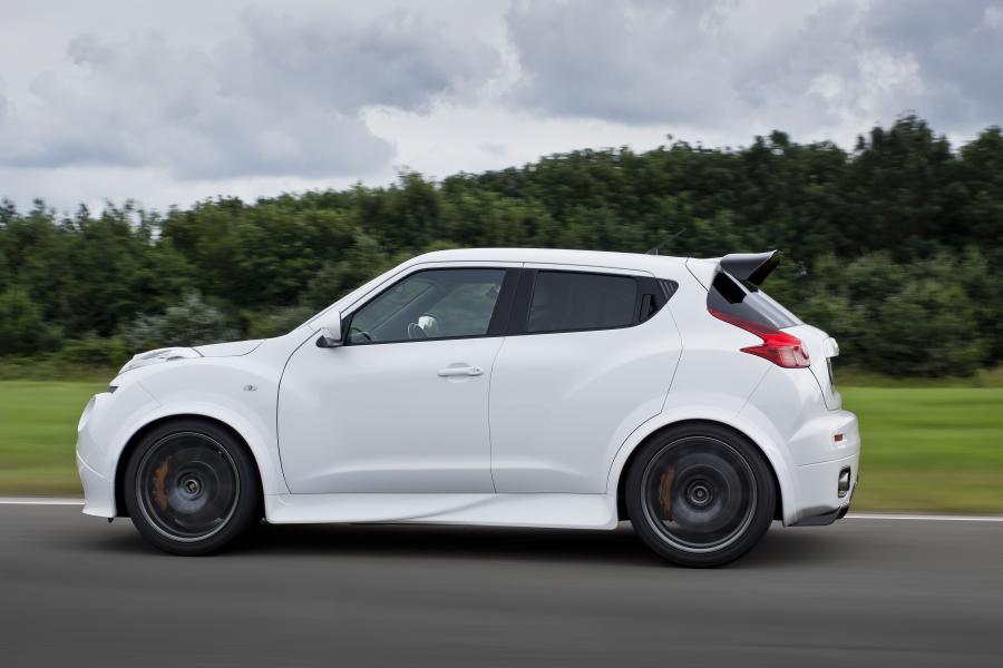  Nissan Juke-R No.001 2012 года  (фото 8 из 13)
